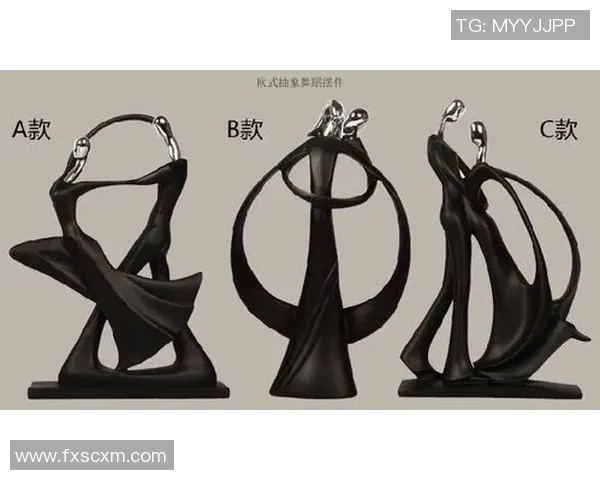 车载首饰饰品与足球明星的完美结合打造个性化车内风格